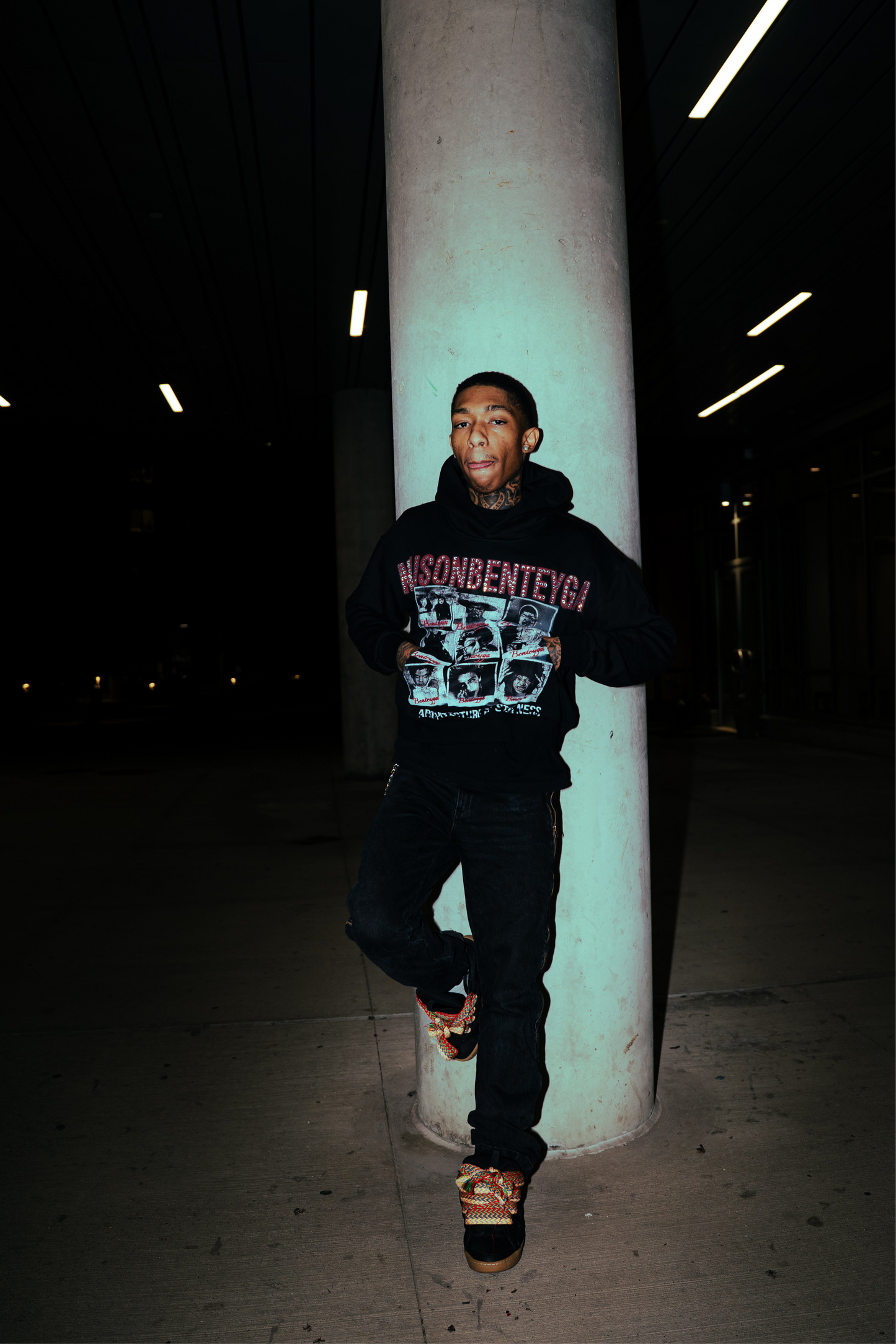 MAISON BENTEYGA " ARCHITECTURE OF STILLNESS" BLACK HOODIE