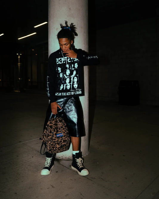 MAISON BENTEYGA " THE ART OF LIVING" BLACK TEE