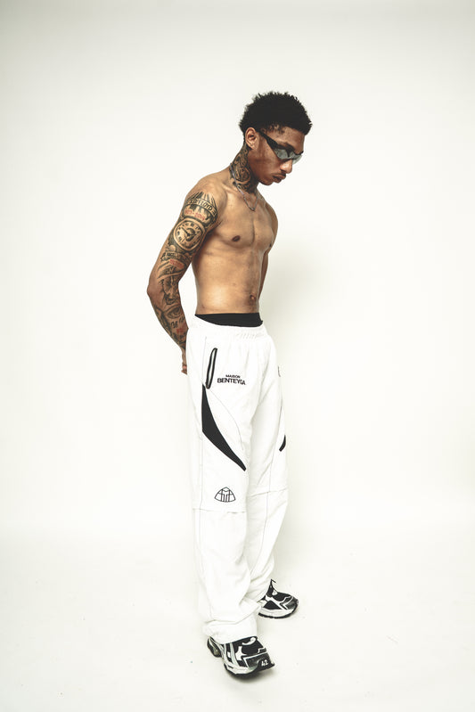 THE ART OF LIVING™ 2-IN-1 WHITE TRACK PANTS