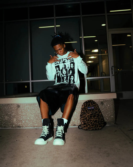 MAISON BENTEYGA "THE ART OF LIVING" WHITE TEE