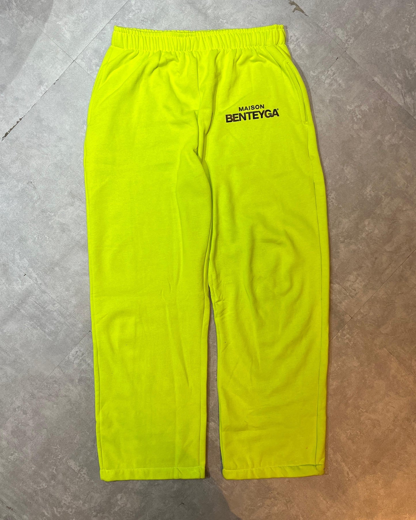 LIME GREEN SWEATS