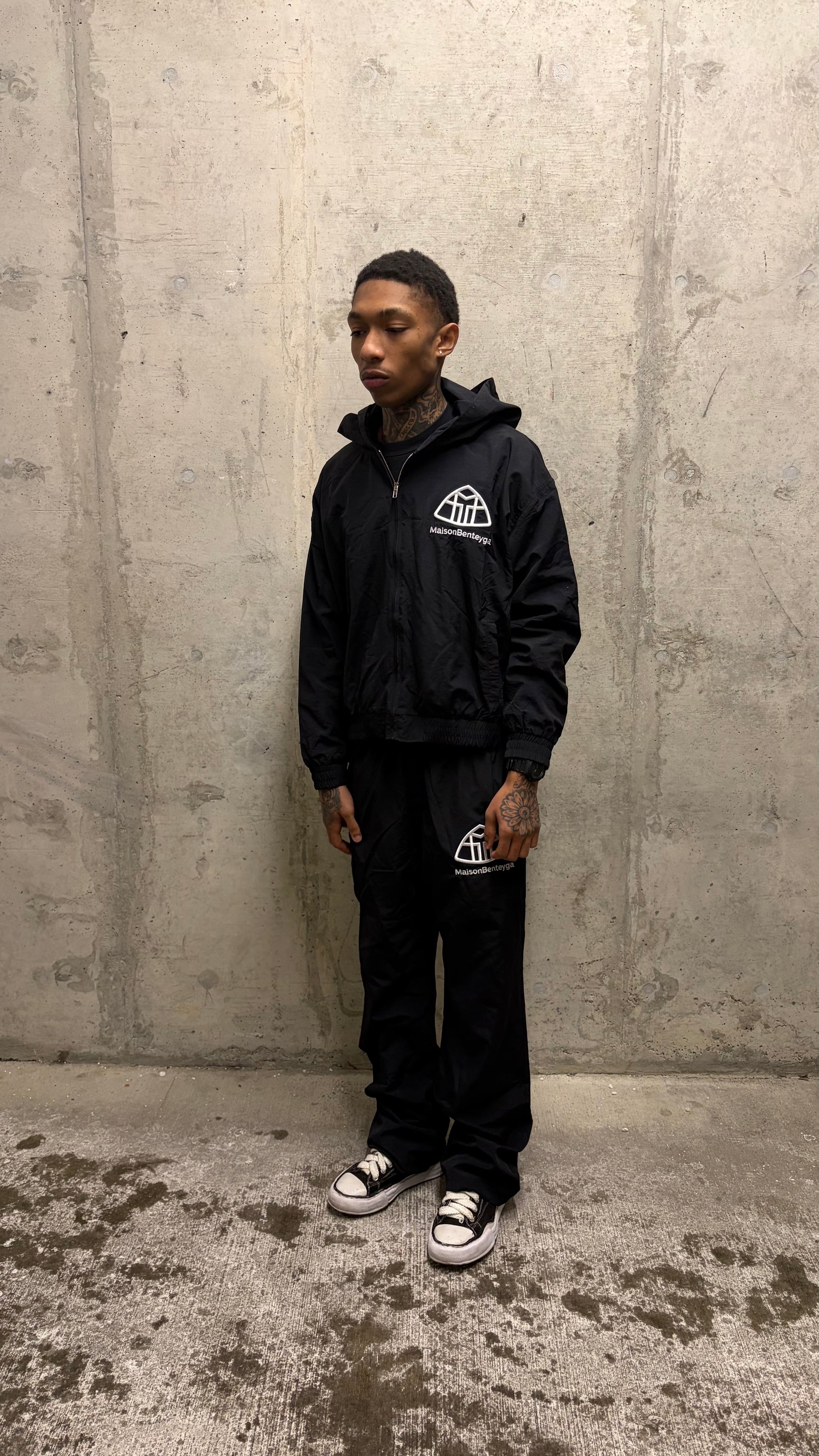 Maison Benteyga Windbreaker ZIP-Up– Black